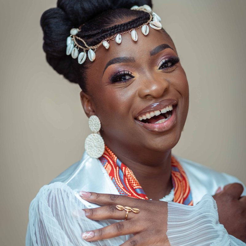 maquillage-coiffure-mariage-coutumier-gabonais 4